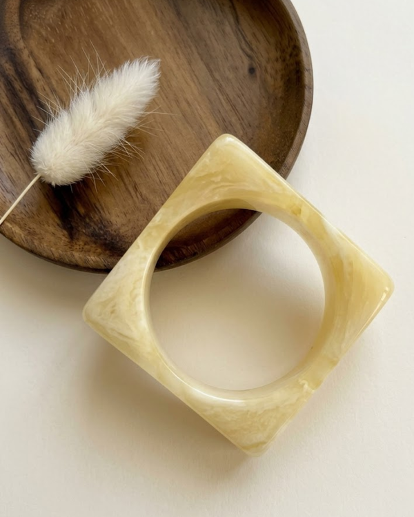 Square Resin Bangle- Offwhite