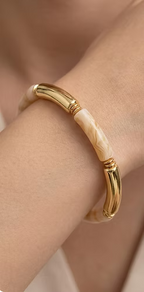 Thin Retro Gold Acrylic Bangle