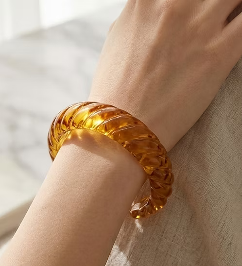 Spiral Resin Bangle – Brown