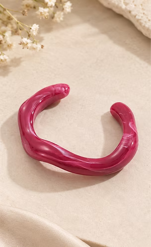 Asymmetrical Wavy Red Resin Bangle