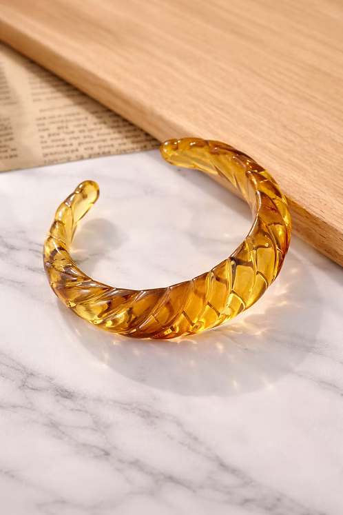 Spiral Resin Bangle – Brown