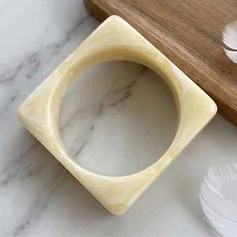 Square Resin Bangle- Offwhite